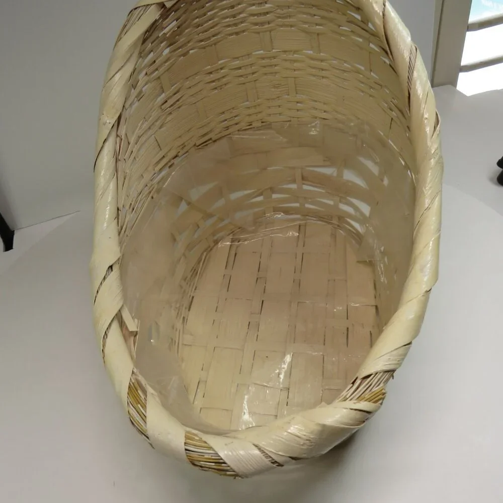 Vintage Bassinet Basket 10 x 7.5